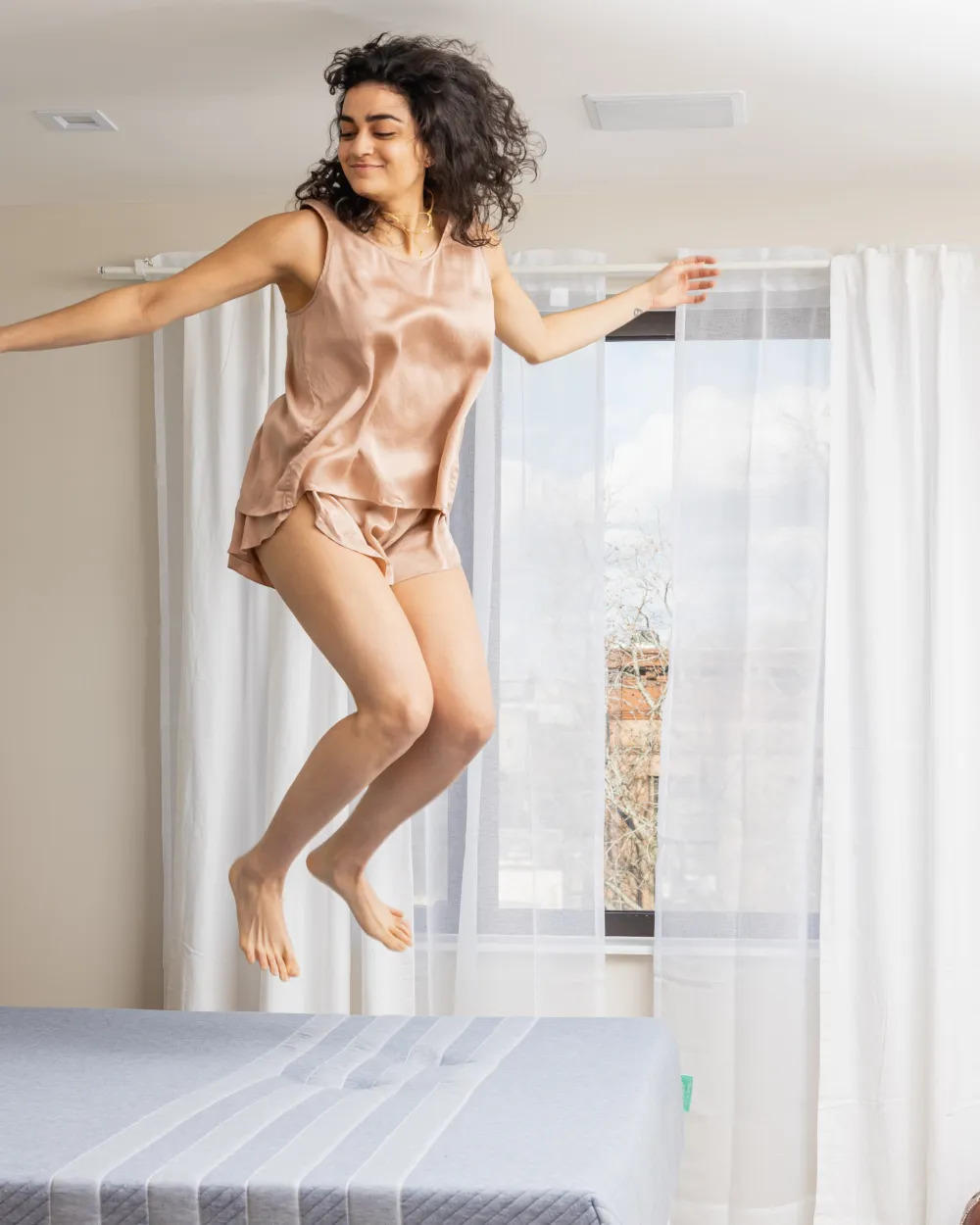 Прыжок на матрасе Прыжок на матрасе